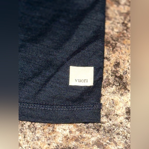 Vuori Lux Performance Tank in Ink Heather - Size S - Picture 9 of 9